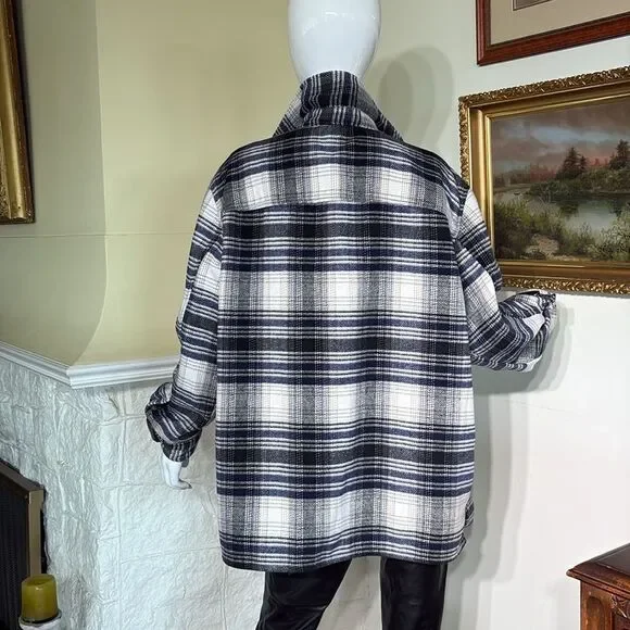 H&M Oversized Plaid Shacket - Picture 5 of 16